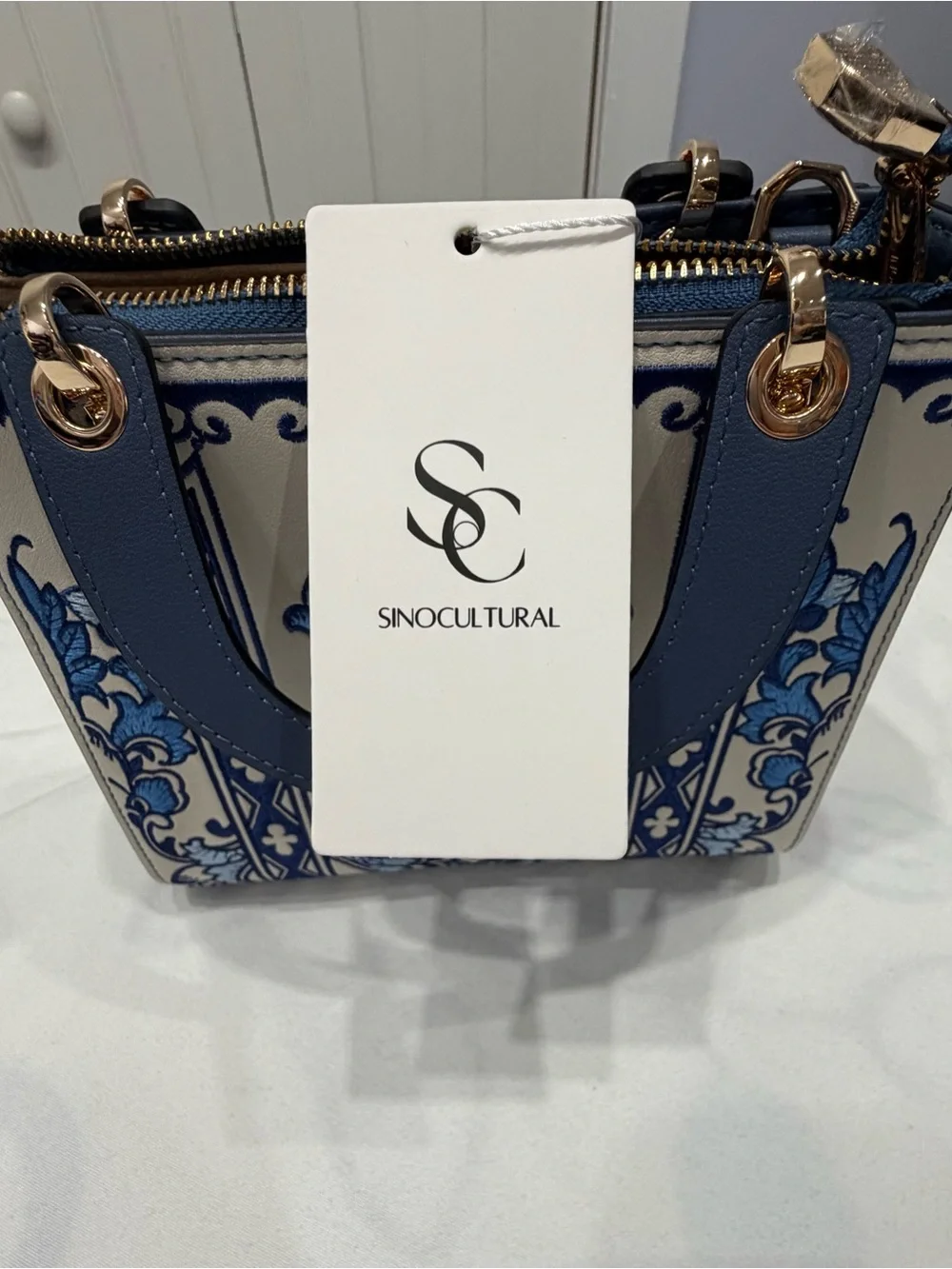 Sino Blue Floral Embroidered Small Leather Top-Handle Women’s Bag. NEW!